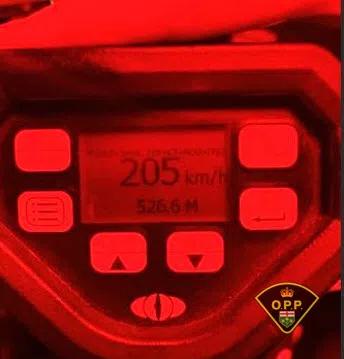 Vehicle caught going 205km/h on Highway 401