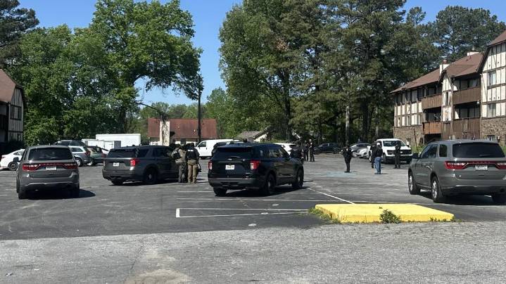 Man in critical condition after shooting at College Park condominiums