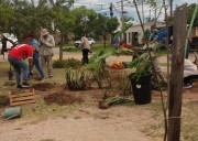 Avanza la forestación de la avenida 33 a través del Plan Sáenz Peña Sustentable y Circular