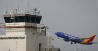 Flight delays, anger as US govt shutdown continues
