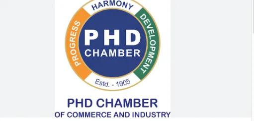 PHDCCI Kashmir delegation meets Director Handicrafts to bolster handicraft sector