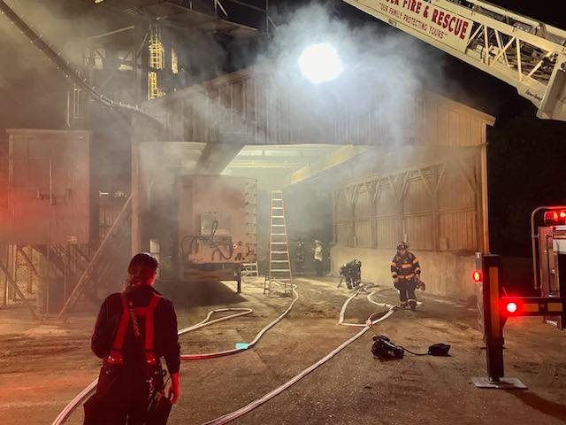 Crews in Suffolk respond to overnight fire on Factory Street