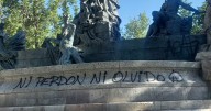 Desconocidos vandalizan renovada Fuente Alemana de Parque Forestal: municipio anuncia instalación de “reja patrimonial”