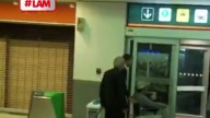 Tomás Yankelevich volvió a Argentina tras la muerte de su hija y su estado preocupó a todos