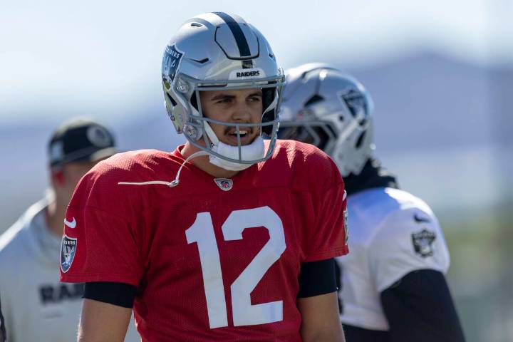 Raiders’ Aidan O’Connell returns to practice after recovering from broken wrist