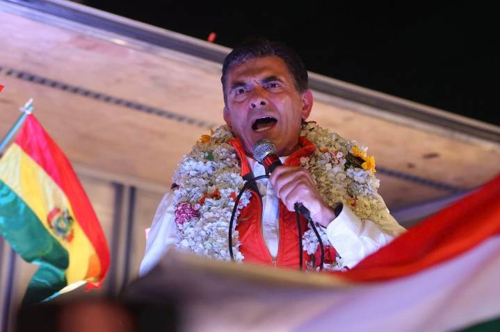 Bolivia amanece con nuevo presidente electo: Rodrigo Paz