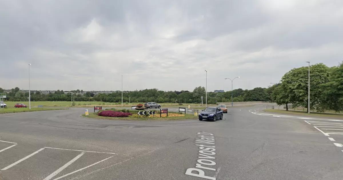 Man rushed to hospital after Aberdeen roundabout crash between Range Rover and motorbike