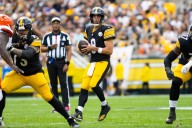 Aaron Rodgers can achieve rare NFL feat with Steelers win over Packers