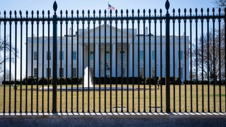 Row Erupts After White House Says 'No Back Pay For Furloughed Federal Workers Amid Shutdown'