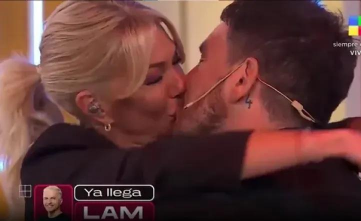 Yanina Latorre y Fede Bal terminaron a los besos en una nota: “Te usé para vengarme”