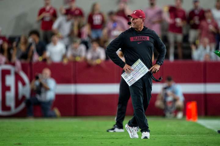 Kalen DeBoer told Alabama football players not to get cigar on black hoodie