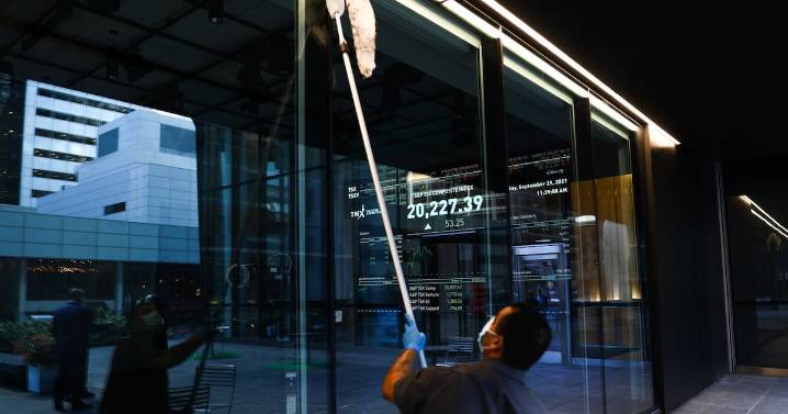Stocks: S&P/TSX composite finishes higher in mining, energy