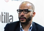 Rory Branker lleva 250 días en prisión sin defensa, JEP solicita medidas cautelares urgentes