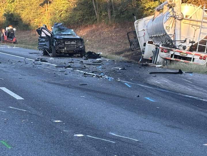 5 Children Among 8 People Killed in Jackson County Crash