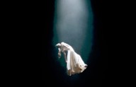Ticketmaster cancela boletos para concierto de Ariana Grande
