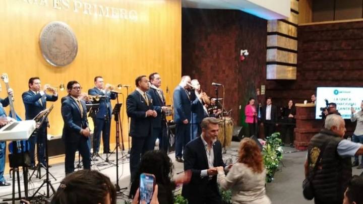 Armaron Diputados baile con Sonora Santanera; cobra más de 100 mil por hora