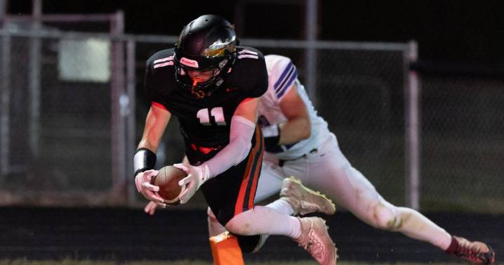 Kendall County football notebook: Sandwich’s Nick Michalek on pace for third 1,000