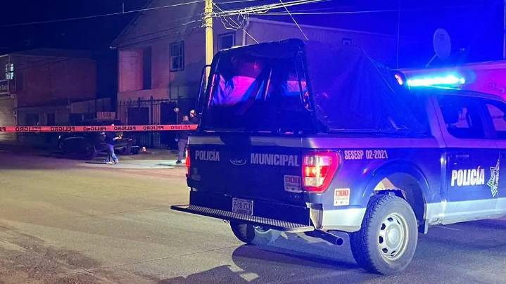 Detienen a escolta del fiscal especializado de asuntos internos de la FGE en puente internacional