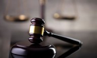 A juicio mujer acusada por maltrato conyugal