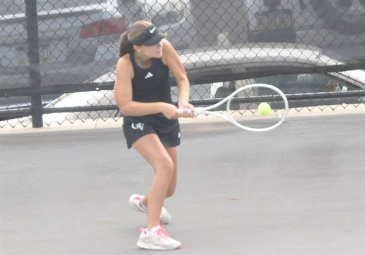 High school girls tennis: Quaker Valley, Shady Side Academy end 15