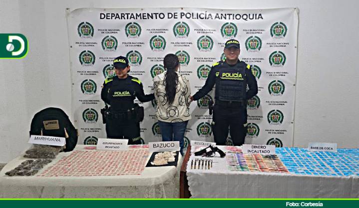 Capturan en Abejorral a una mujer con más de 1.200 dosis de droga, un arma y dinero en efectivo