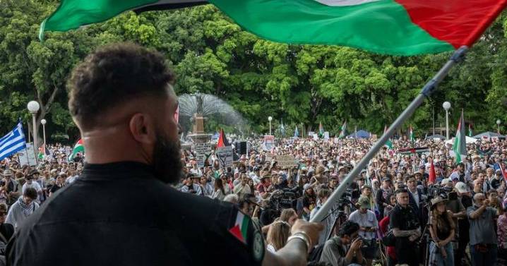 Gazan Aussies doubt peace as leaders praise Trump