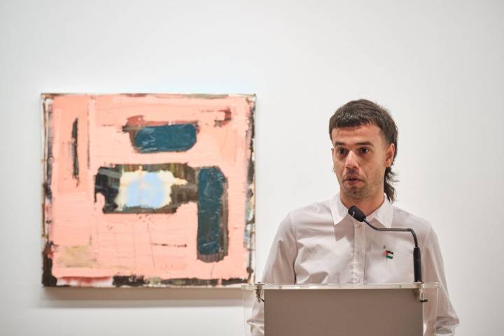 El artista Héctor Mar marca distancias con ‘los aplausos y los escenarios’