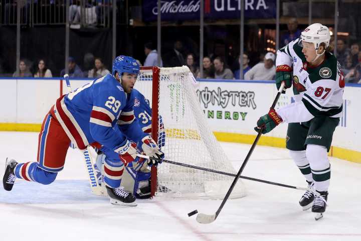 Wild get back in New York groove, beat Rangers