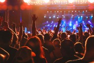 ’80s Music Legend Announces New Concerts After ‘Farewell’ Tour
