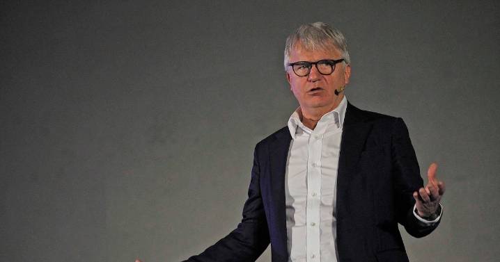 CEO de Entel por telecomunicaciones: “Antes los operadores se peleaban por entrar. Hoy quiebran o se quieren ir”