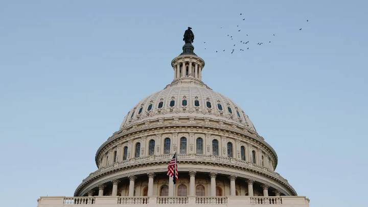 US Govt Shutdown: Republicans, Democrats trade barbs as tourist places close