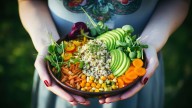 14 alimentos que blindarán tu corazón y 4 que debes evitar