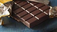 Esta es la mejor forma de comer chocolate negro y obtener todos sus beneficios