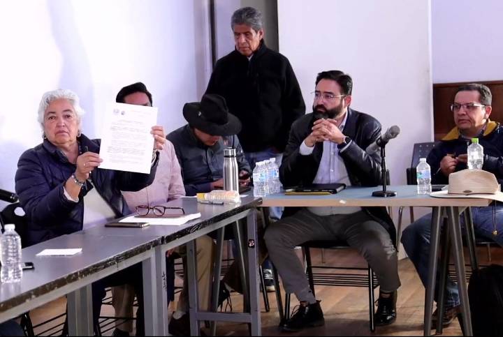 Acuerdan autoridades de CCH Sur y estudiantes medidas de seguridad y apoyo psicológico