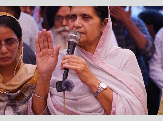 ‘Principal’ Sukhwinder Kaur Randhawa takes charge as SAD campaign intensifies in Tarn Taran [ FULL VIEW ]