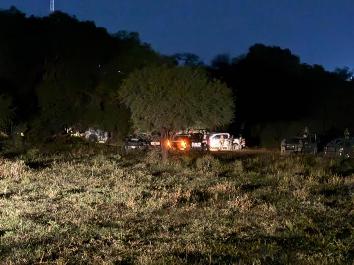 Hallaron muerto a un hombre flotando en un arroyo en La Guayana