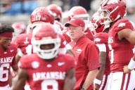 Deadspin | With Bobby Petrino back, Arkansas seeks another upset of No. 12 Tennessee