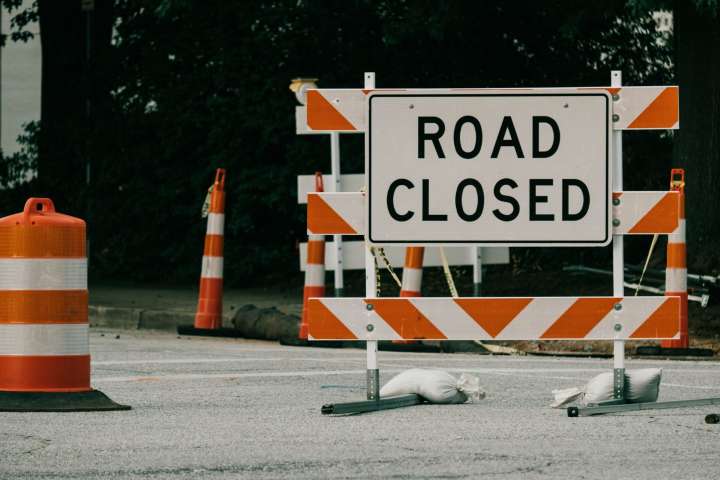 Sinkhole closes stretch of Greenfield Road near Hwy 468 in Pearl