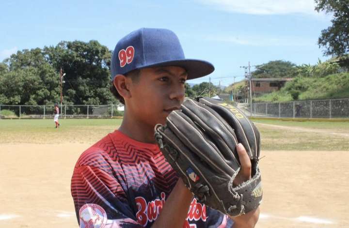 Lara y Distrito Capital imbatibles en Nacional Infantil de Clubes de Beisbol