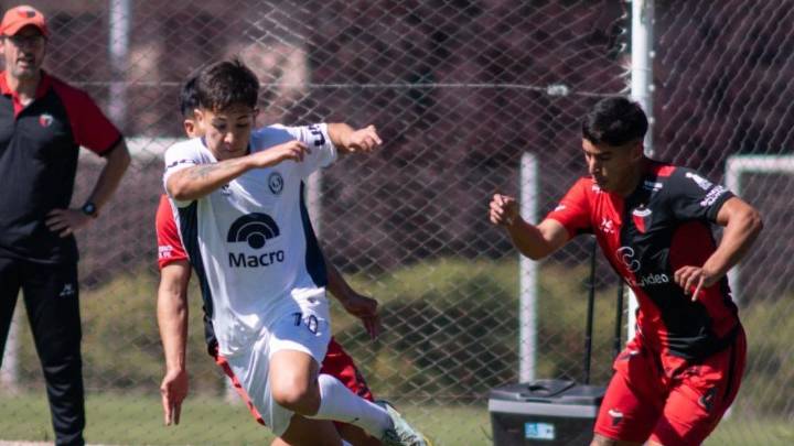 La reserva de Colón cayó 3 a 0 ante Independiente Rivadavia en Mendoza