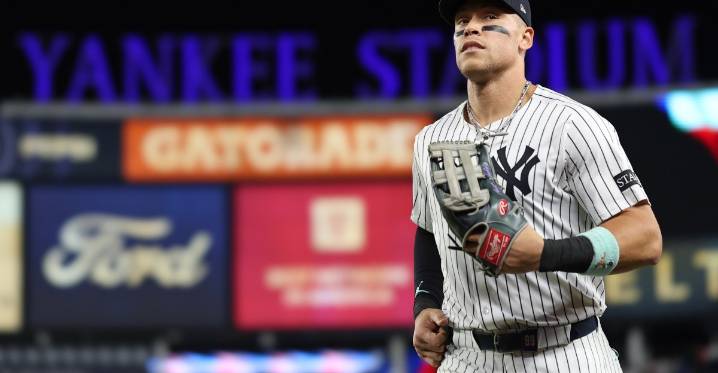 Yankees Social Media Spotlight: Bound for Toronto