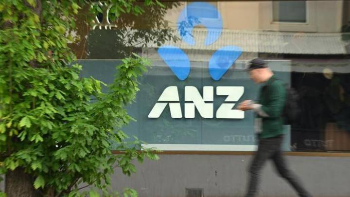ANZ customers report both online banking and app are ‘currently unavailable’