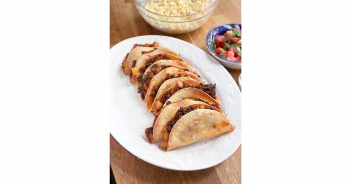 Crispy baked tacos, Moroccan chicken and more quick meals