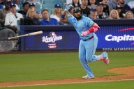 World Series Game 4: Guerrero Jr. hits 2-run homer off Ohtani in the 3rd inning