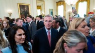 Republican tensions rise over Kevin McCarthy’s faltering push to fight California redistricting