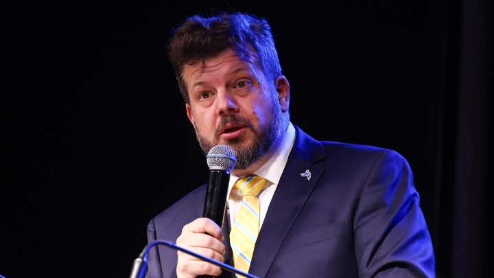 Kaiser afirma que en su gira por Concepción lo recibió "un dirigente sindical comunista"