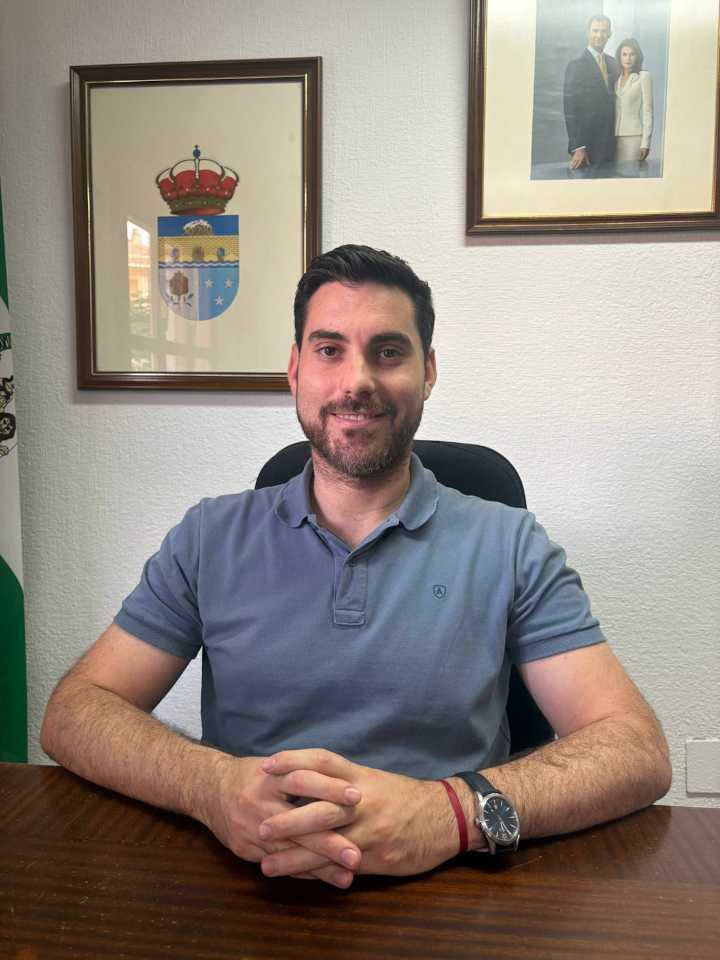 Dúrcal alcanza la deuda cero tras seis años de gestión económica del alcalde Julio Prieto