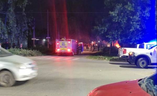 VIDEO.- Fuego, disparos y enfrentamiento con la Policía en Villa Elvira