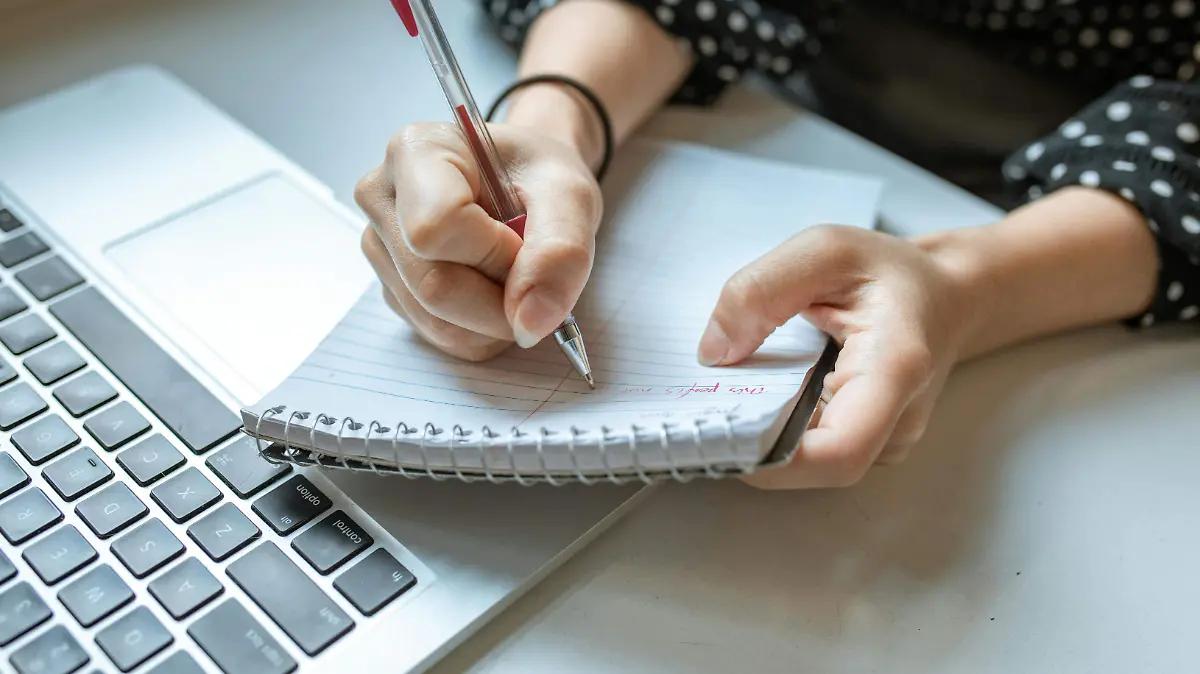 SAT 2025: Así puedes generar tu Cédula de Identificación Fiscal