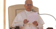 Pope urges news agencies to stand as bulwark against lies, manipulation and post